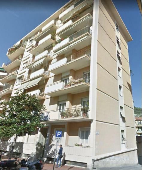 Affittacamere Sorrento Вентімілья Екстер'єр фото